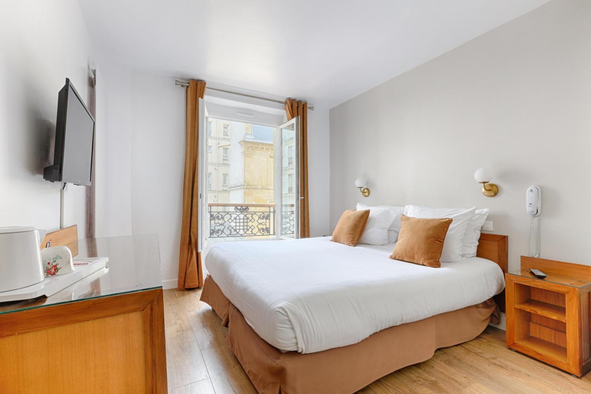 Hotel Du Leman Paris Exterior photo